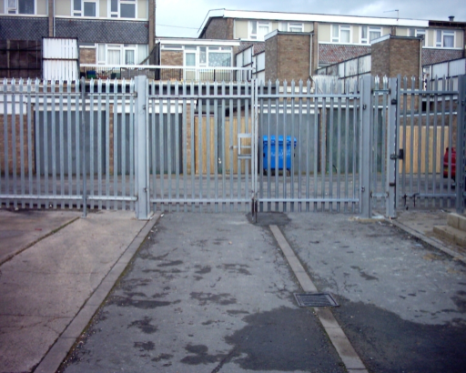 Steel Security Fencing Wholesale 06 Medium