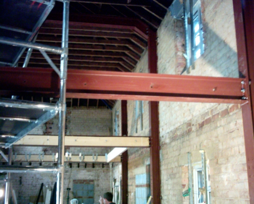Steel Specialist Cheltenham 05 Medium